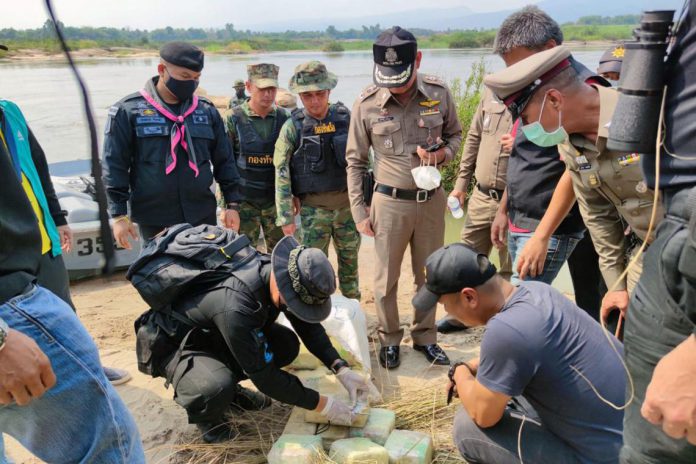 3a5f19c75ecf9f3efea53f70ed737a053249152f9c187c3d4b0627ed2dc729e4